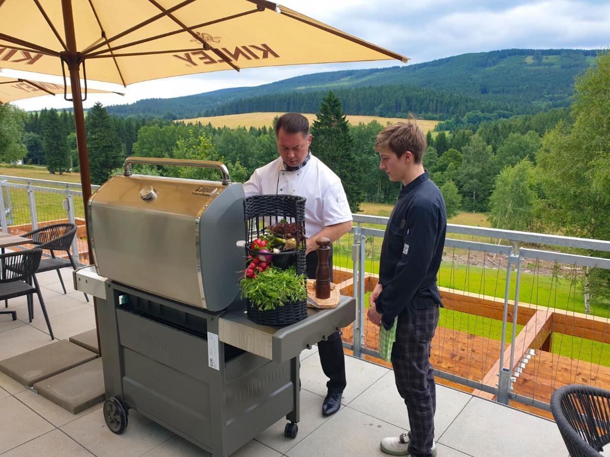 Amenity Hotel & Resort Orlicke Hory Desztne w Górach Orlickich Zewnętrze zdjęcie