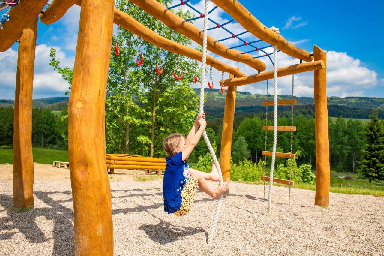 Amenity Hotel & Resort Orlicke Hory Desztne w Górach Orlickich Zewnętrze zdjęcie