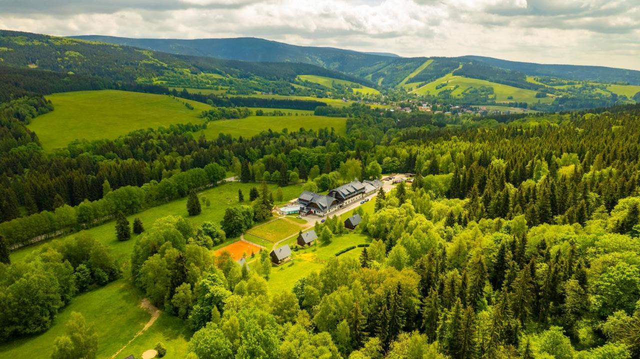 Amenity Hotel & Resort Orlicke Hory Desztne w Górach Orlickich Zewnętrze zdjęcie